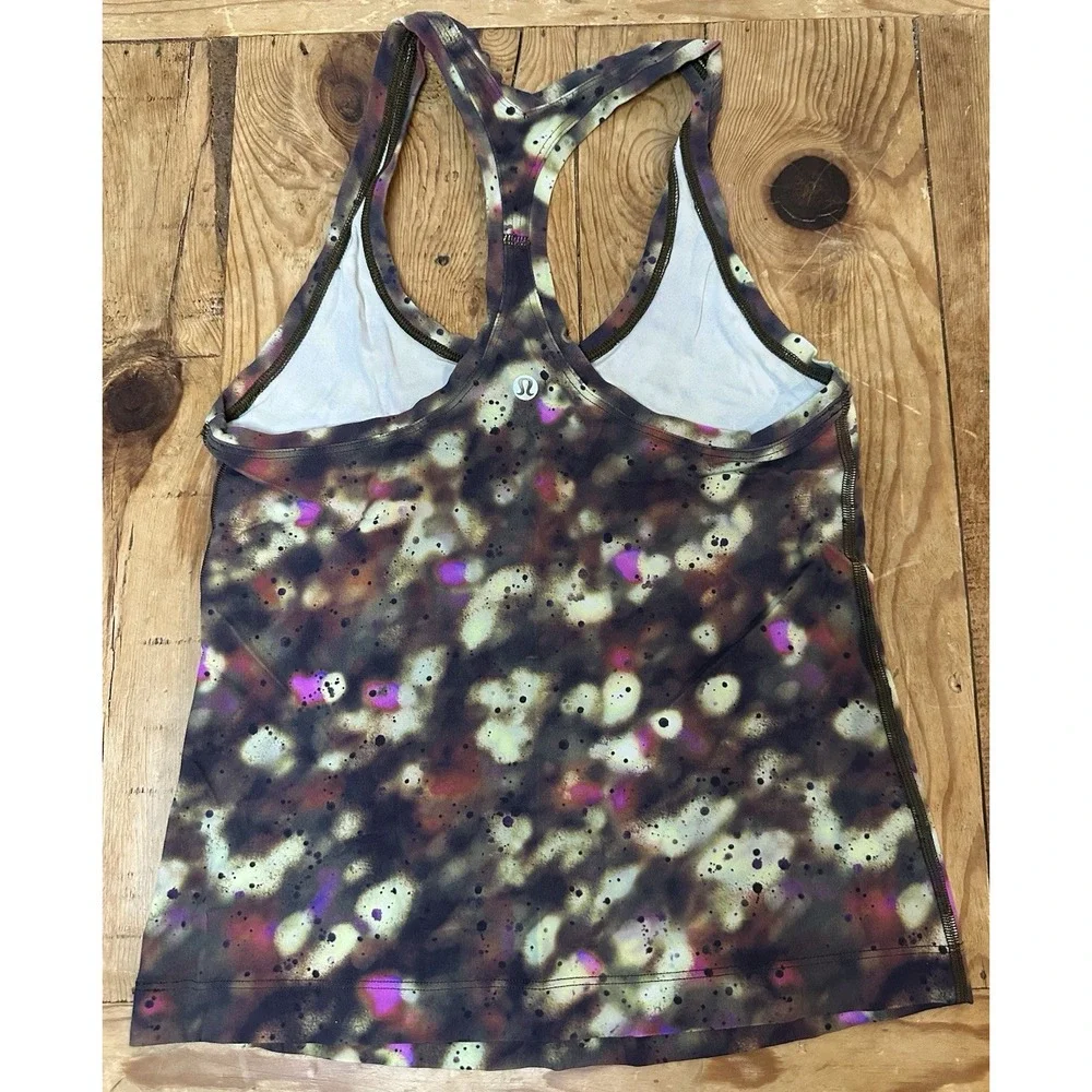 Lululemon Women's Athletic Cool Racerback Short Tank Top‎ Size 2 Multi Color